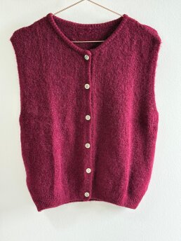 THREE M - Knitted vest with bottons