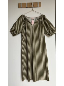 THREE M - Dress in stripes