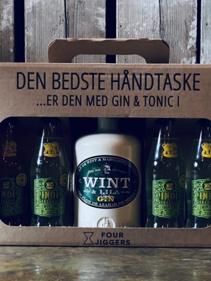 Two Socks - Wint % Lila dry Gin